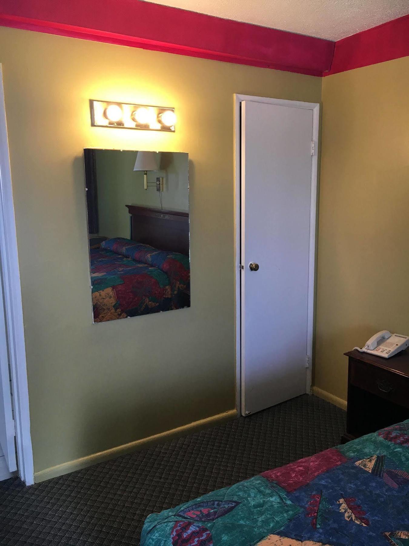Travel Inn Motel Michigan City Bagian luar foto